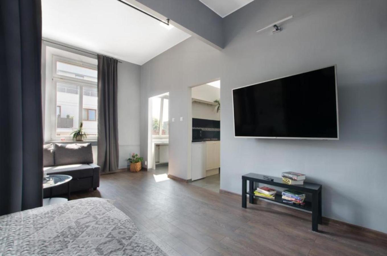 Manufaktura Apartamenty Bakery, Prywatna Kamienica, Parking Strzezony, Klima, Dostep Na Kod Лодзь Экстерьер фото